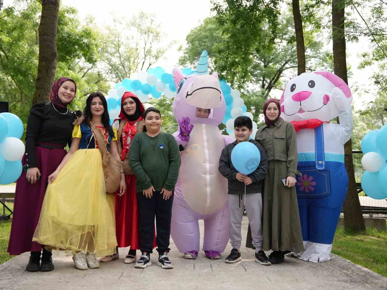 DÜZCE BELEDİYESİ'NCE ENGELLİLER HAFTASI KAPSAMINDA DÜZENLENEN ENGELSİZ YAŞAM PİKNİĞİ, GÖLYAKA...