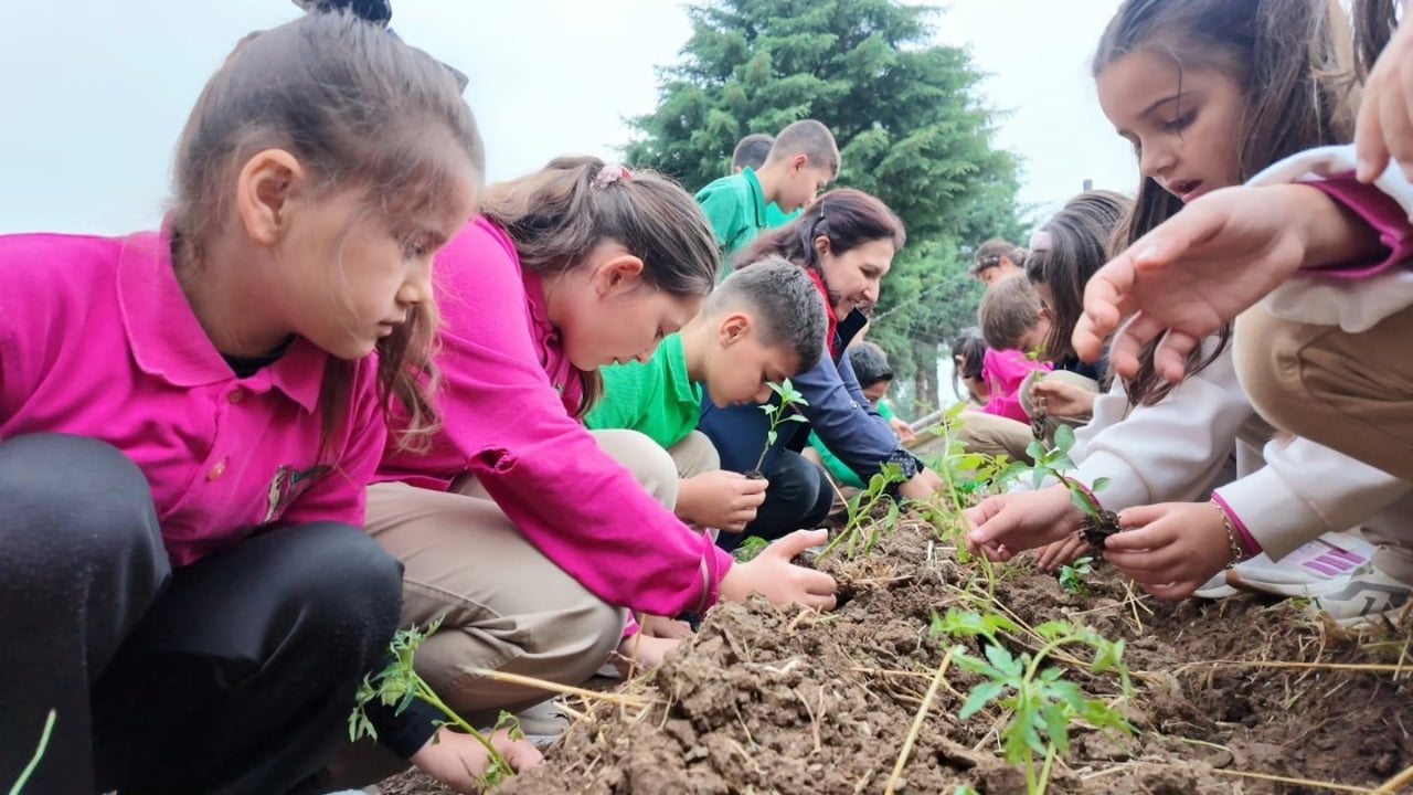 DÜZCE İL TARIM VE ORMAN MÜDÜRLÜĞÜ KOORDİNASYONUNDA, DÜZCE BELEDİYESİ TARIM AKADEMİSİ'NİN...
