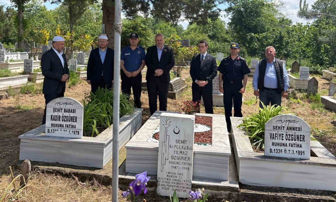 DÜZCE’NİN ÇİLİMLİ İLÇESİNDE, KAYMAKAM FURKAN ALPAY, BELEDİYE BAŞKANI YILMAZ YILDIZ KURBAN BAYRAMI...