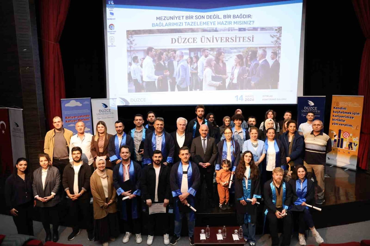 DÜZCE ÜNİVERSİTESİ KARİYER GELİŞTİRME VE MEZUN İZLEME UYGULAMA VE ARAŞTIRMA MERKEZİ TARAFINDAN...