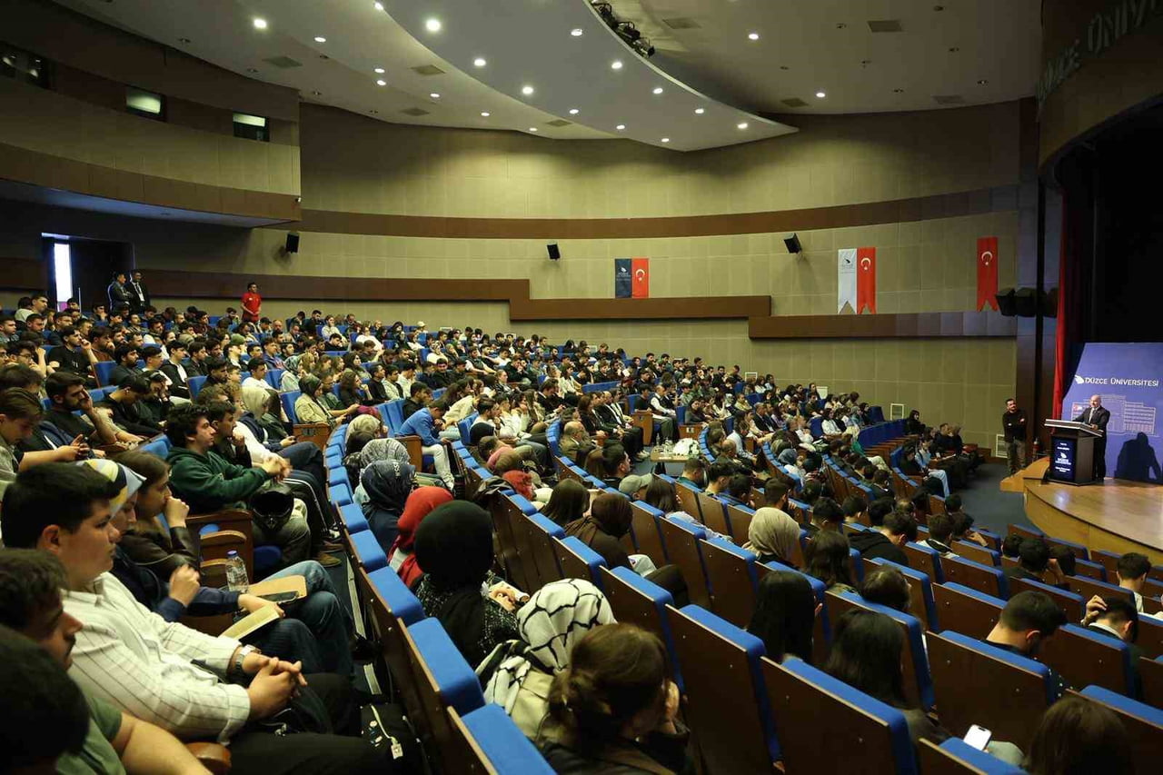 DÜZCE ÜNİVERSİTESİ MÜHENDİSLİK FAKÜLTESİ VE DÜZCE MESLEK YÜKSEKOKULU İŞ BİRLİĞİYLE DÜZENLENEN “6....