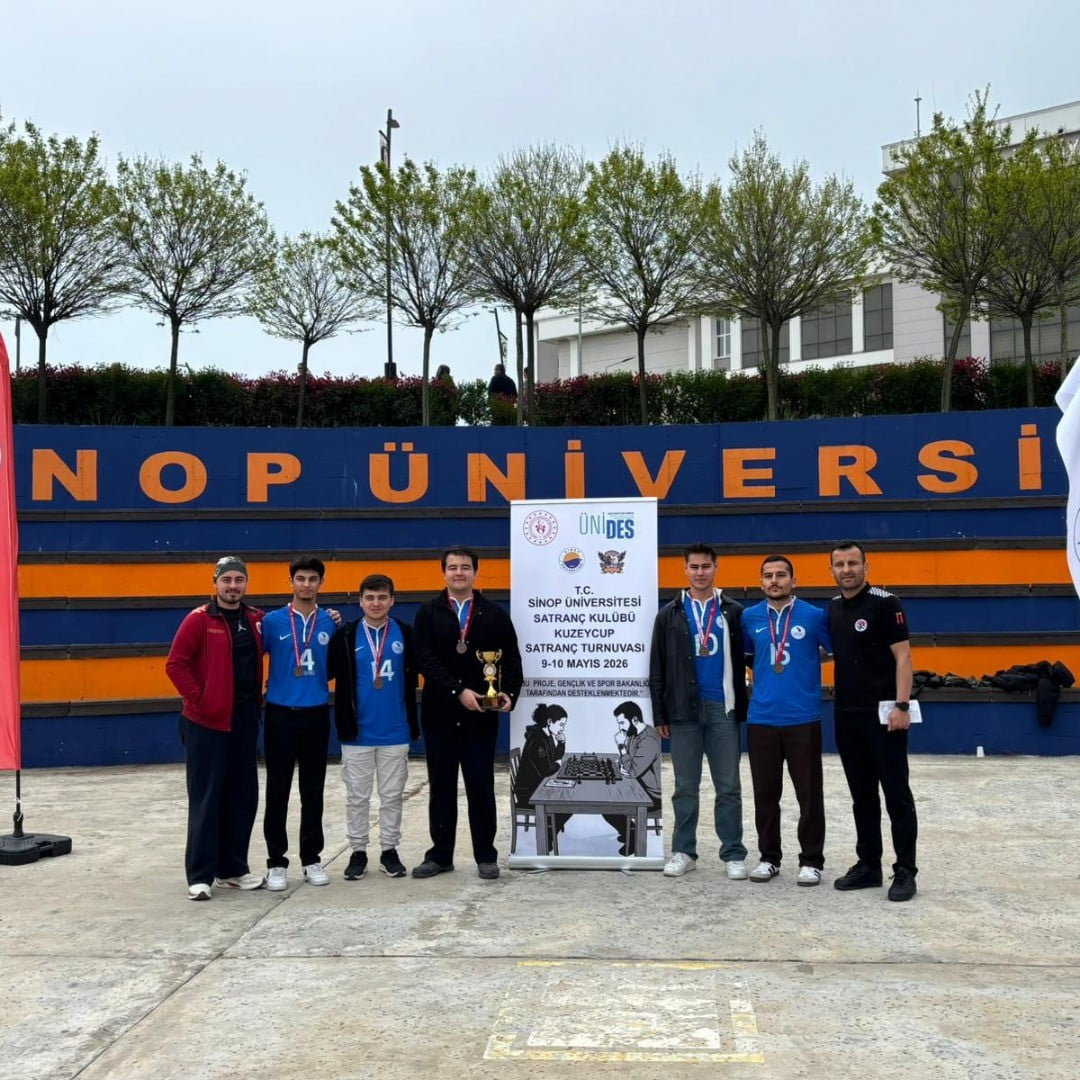 DÜZCE ÜNİVERSİTESİ SATRANÇ TOPLULUĞU TAKIMI, SİNOP ÜNİVERSİTESİ EV SAHİPLİĞİNDE DÜZENLENEN 2026...