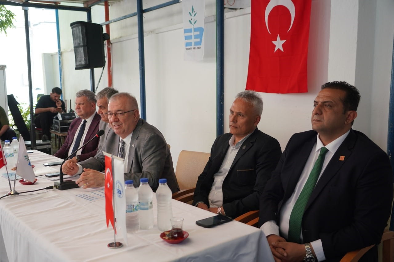 EDREMİT BELEDİYE BAŞKANI MEHMET ERTAŞ, HALK BULUŞMALARI KAPSAMINDA MAHALLE ZİYARETLERİNİ...