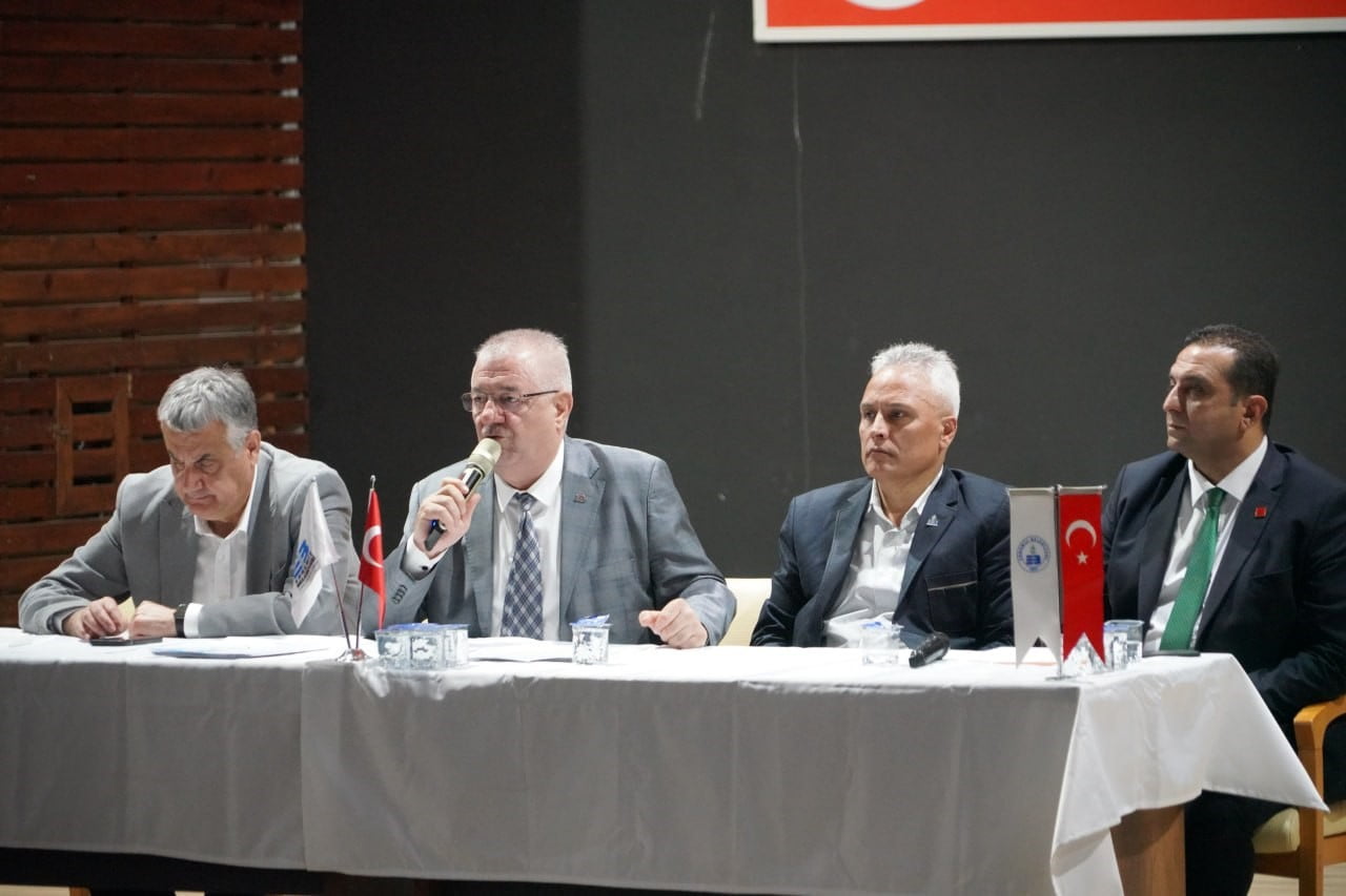 EDREMİT BELEDİYE BAŞKANI MEHMET ERTAŞ, HALK BULUŞMALARI KAPSAMINDA MAHALLE ZİYARETLERİNİ...