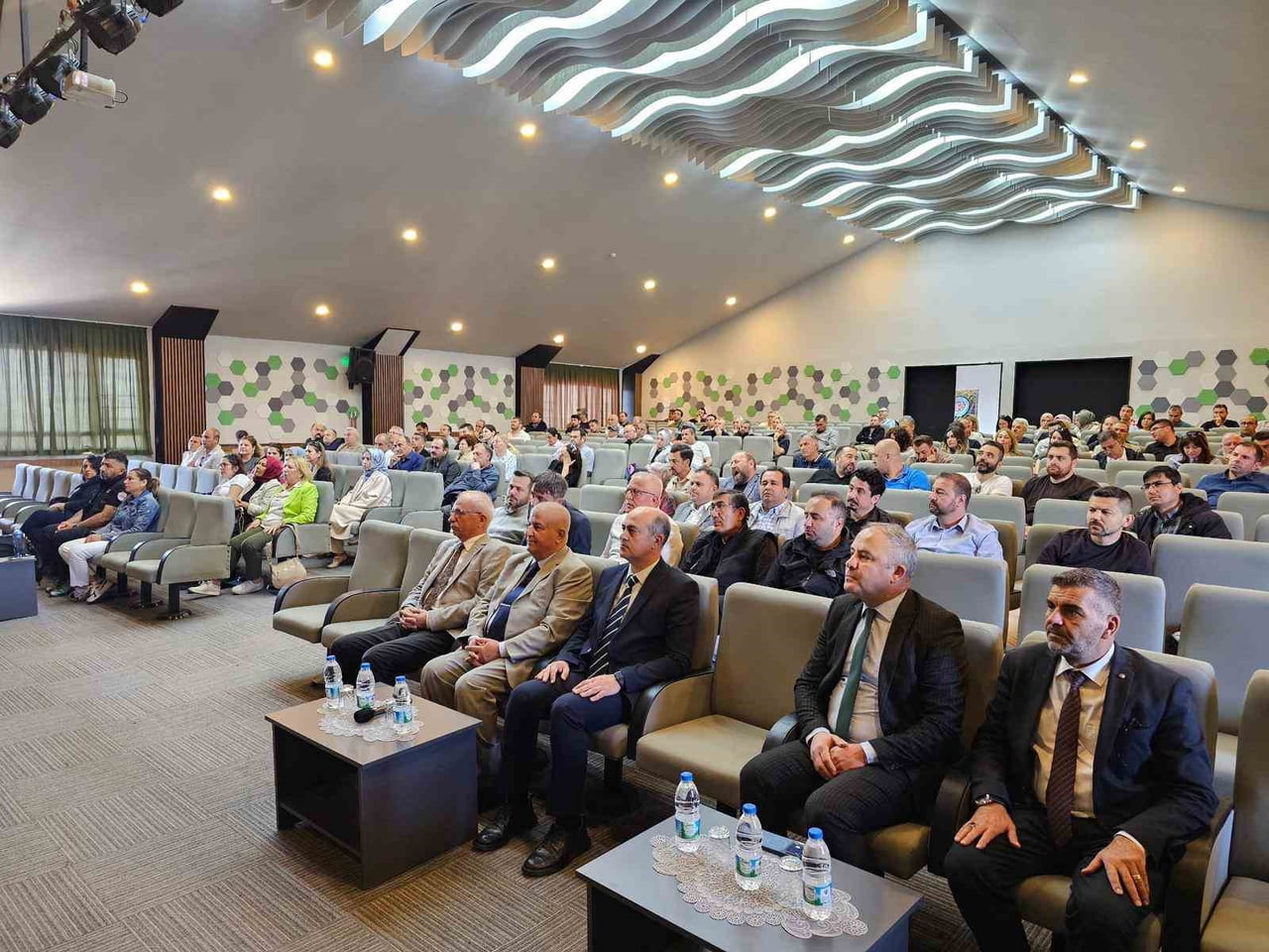 EĞİTİMDE YÖNETİCİ YETİŞTİRME PROGRAMI BALIKESİR'DE BAŞLADI