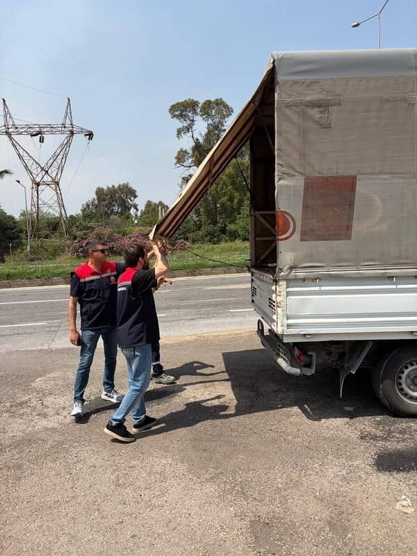 EKİPLER, KURBAN BAYRAMI ÖNCESİNDE HAYVAN SATIŞ NOKTALARI İLE YOL KONTROLLERİNDE KURBANLIK...