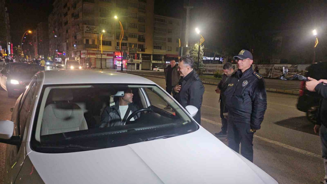ELAZIĞ'DA BAYRAM ÖNCESİ GENİŞ ÇAPLI ASAYİŞ UYGULAMASI