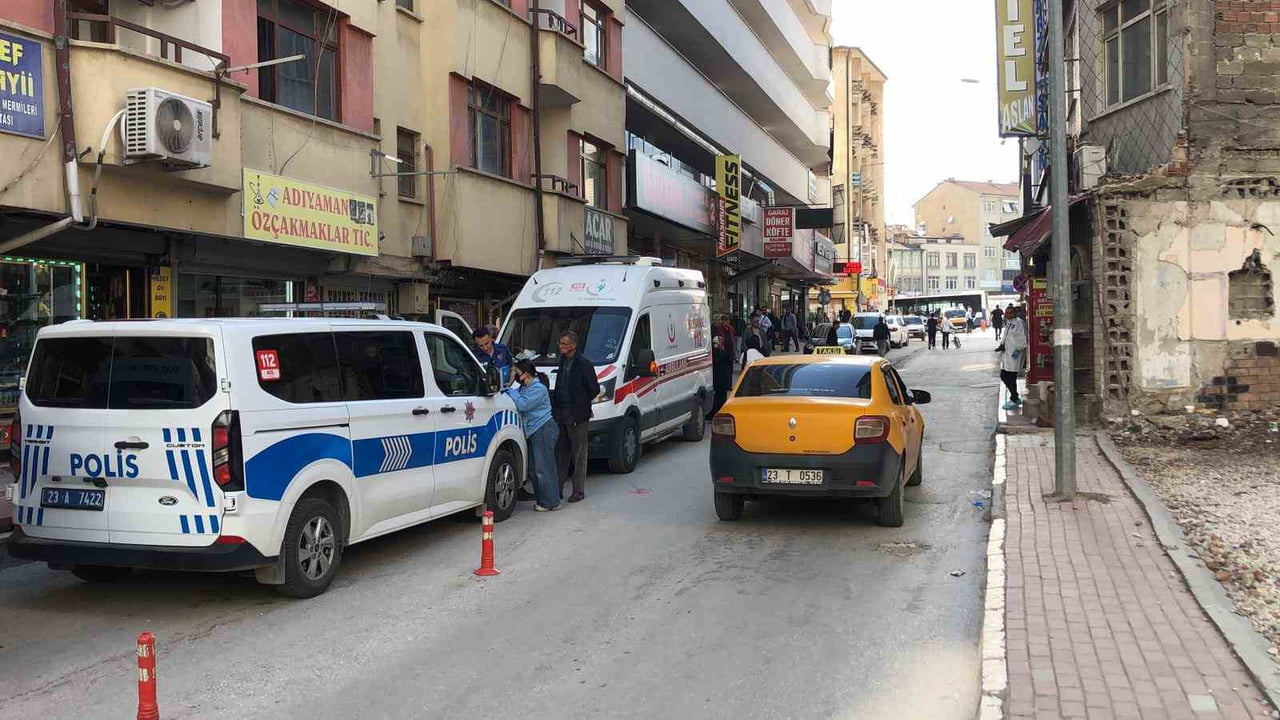 ELAZIĞ’DA 72 YAŞINDAKİ YAŞLI ADAM, OTEL ODASINDA ÖLÜ BULUNDU. ŞAHSIN 6 GÜN ÖNCE ÖLDÜĞÜ VE OTELİ...
