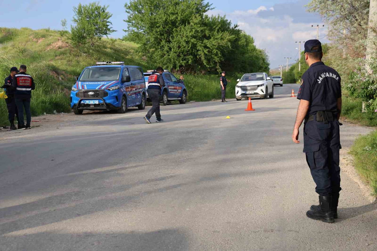 ELAZIĞ’DA İKİ GRUP ARASINDA ÇIKAN SİLAHLI KAVGADA 1 KİŞİ YARALANDI