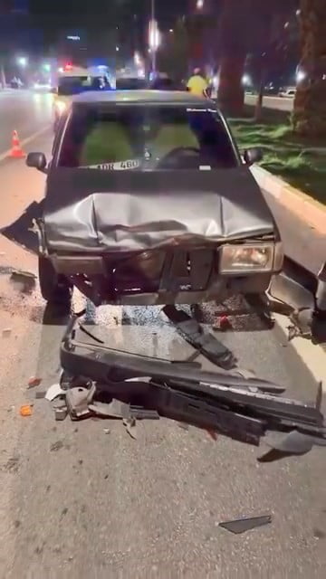 ELAZIĞ’DA TOFAŞ MARKA OTOMOBİL, MAKAS ATARKEN SOL ŞERİTTE BULUNAN ARACA ARKADAN ÇARPTI. KAZADA 2...