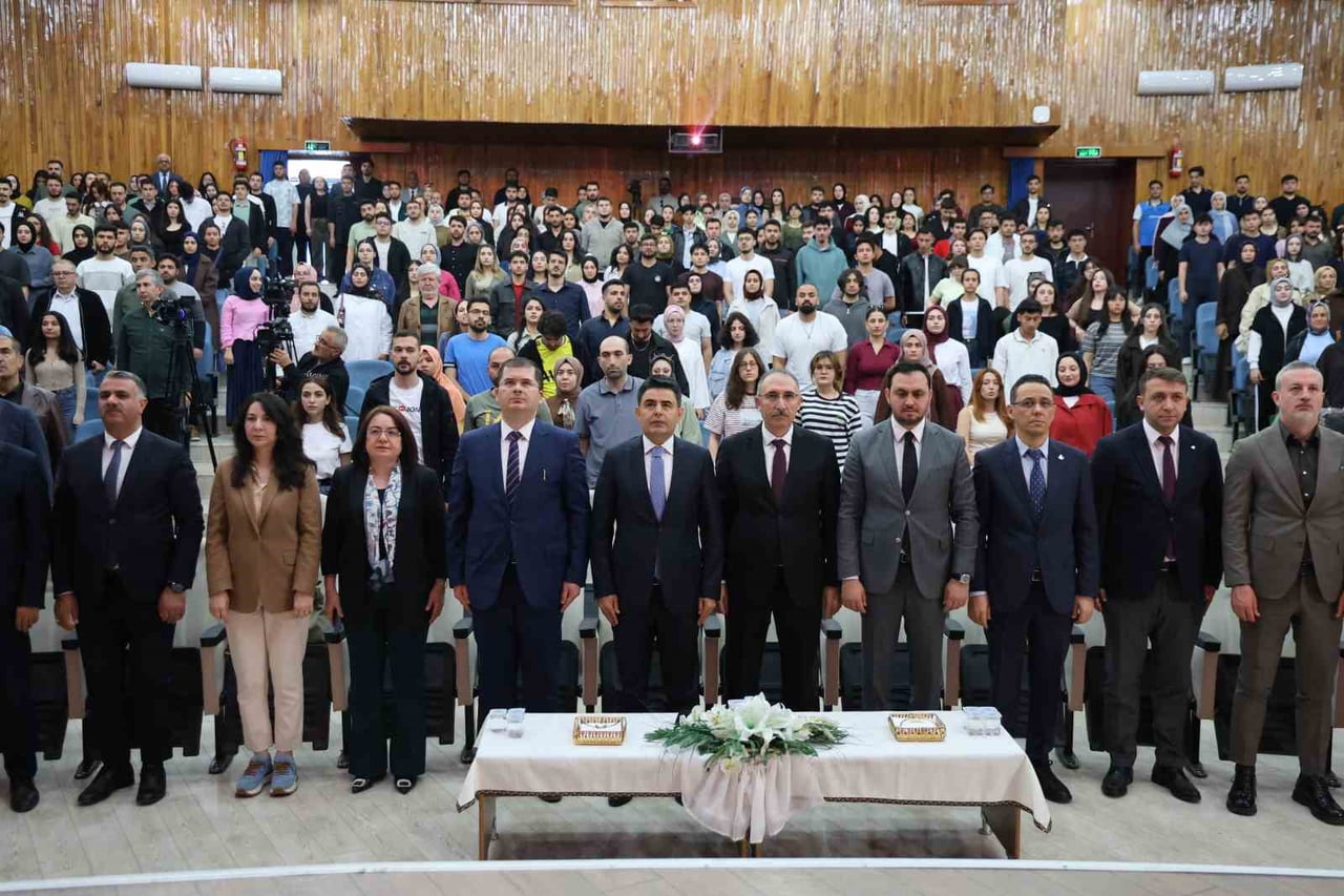 ELAZIĞ FIRAT ÜNİVERSİTESİNDE ‘TÜRKİYE YÜZYILINDA ULAŞTIRMA VİZYONU’ PROGRAMI, ULAŞTIRMA VE ALTYAPI...