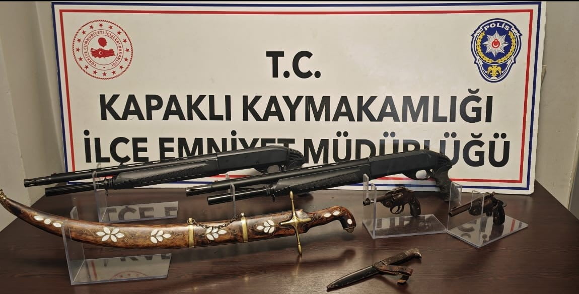 ELE GEÇİRİLEN AV TÜFEKLERİ VE TARİHİ SİLAHLAR