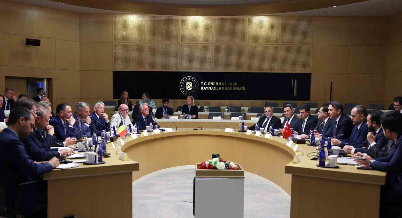 ENERJİ VE TABİİ KAYNAKLAR BAKANI ALPARSLAN BAYRAKTAR, BELÇİKA BAŞBAKAN YARDIMCISI VE DIŞİŞLERİ...