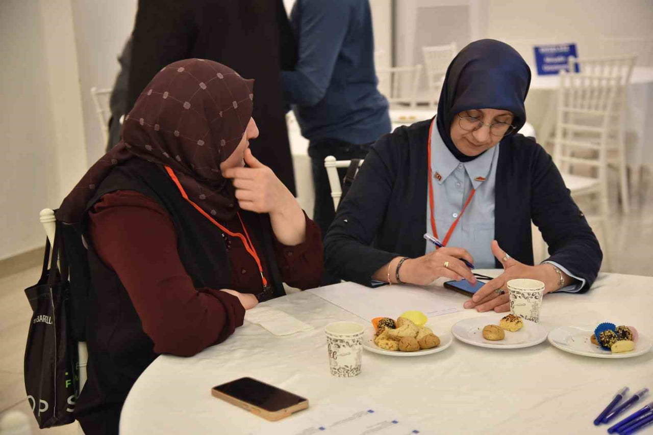 ENGELLİLER HAFTASI ETKİNLİKLERİ KAPSAMINDA DÜZENLENEN ÇALIŞTAYA ÖZEL BİREYLER, AİLELERİ, SİVİL...
