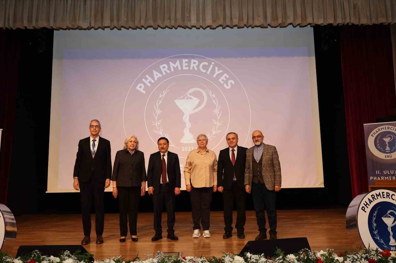 ERCİYES ÜNİVERSİTESİ (ERÜ) TARAFINDAN 'II. ULUSAL PHARMERCİYES ECZACILIK ÖĞRENCİ KONGRESİ'...