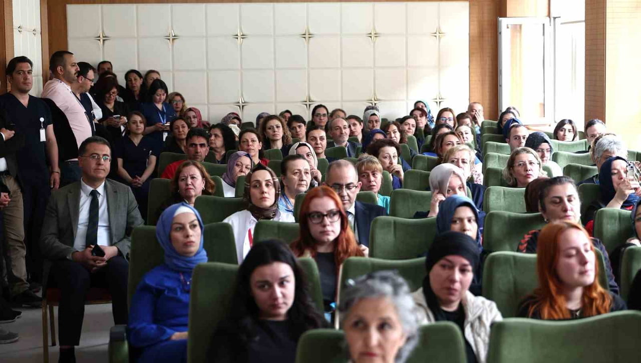 ERCİYES ÜNİVERSİTESİ (ERÜ) TIP FAKÜLTESİ HASTANELERİNDE, "12 MAYIS HEMŞİRELER GÜNÜ VE 12-18 MAYIS...