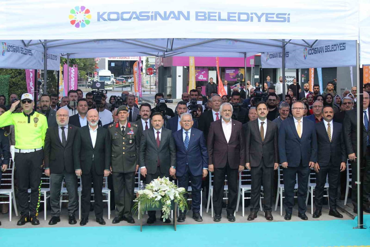 ERVA SPOR OKULLARI'NIN 68. OLAN GÜVEN ERVA SPOR KULÜBÜ, DÜZENLENEN TÖRENLE AÇILDI.