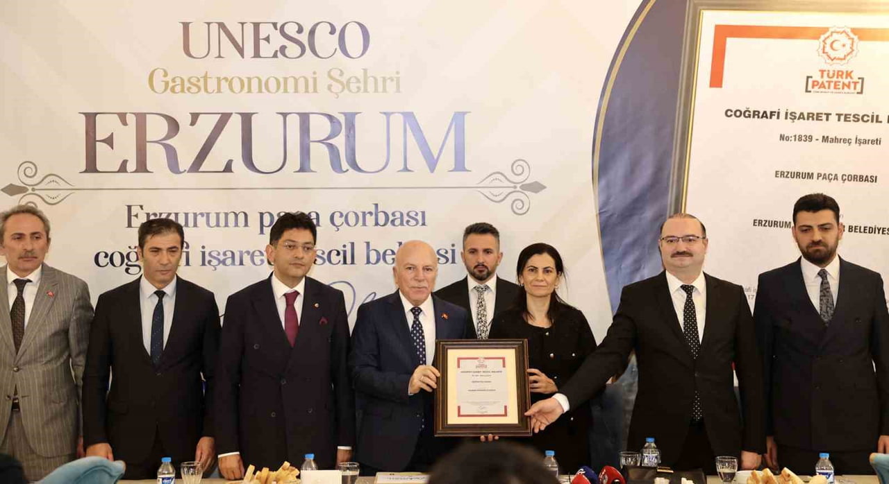 ERZURUM BÜYÜKŞEHİR BELEDİYESİ, KENTİN MUTFAĞINA DAMGA VURAN KÜLTÜR ÖGELERİNİ AKREDİTE ETMEYE DEVAM...