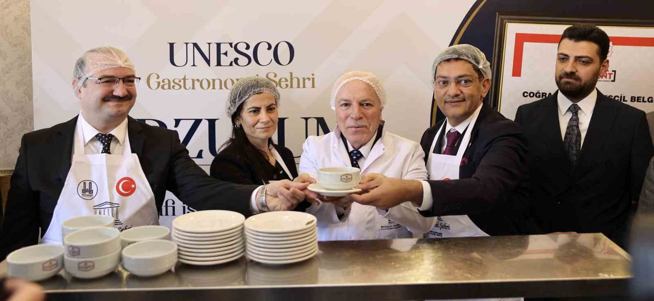 ERZURUM BÜYÜKŞEHİR BELEDİYESİ, KENTİN MUTFAĞINA DAMGA VURAN KÜLTÜR ÖGELERİNİ AKREDİTE ETMEYE DEVAM...