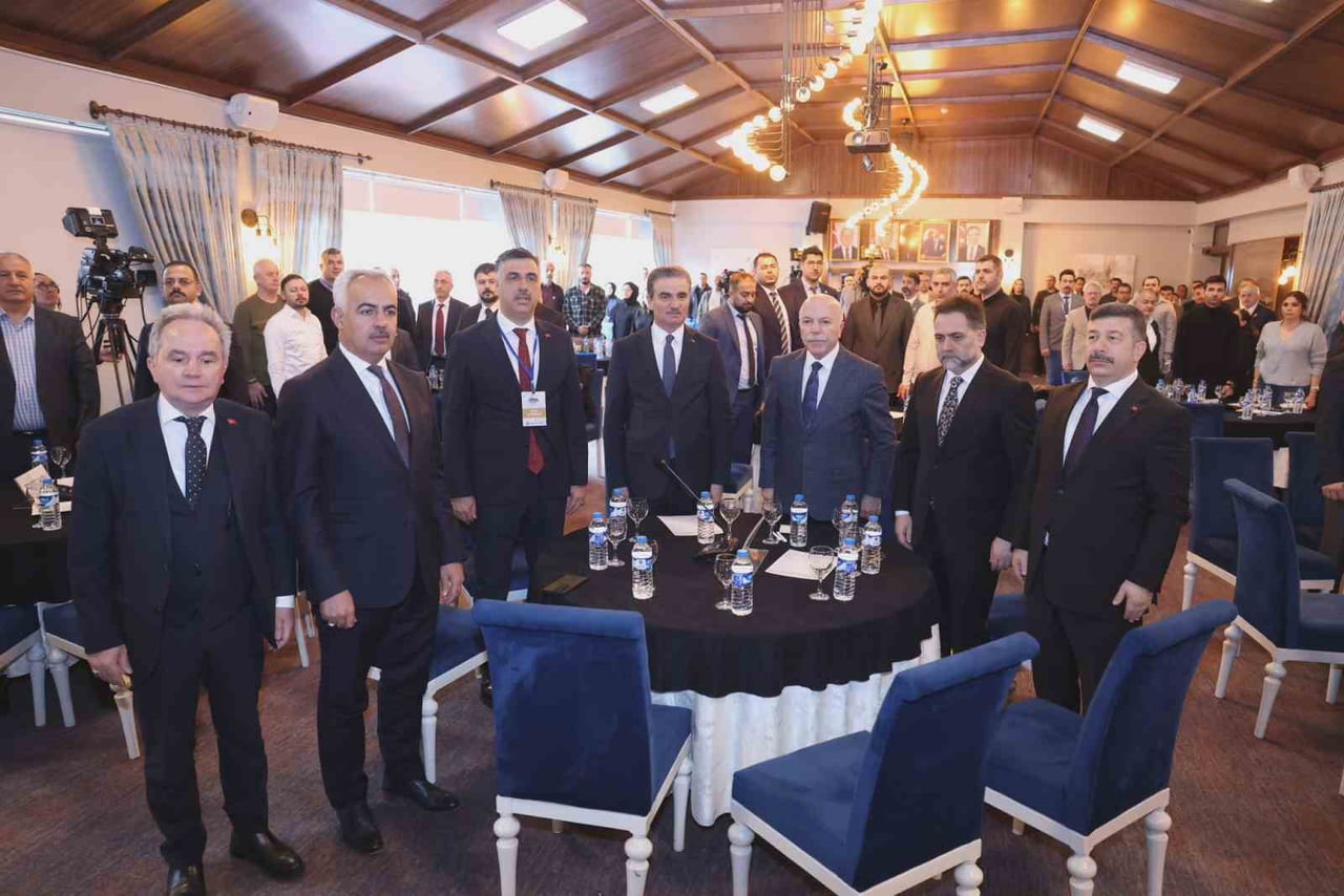 ERZURUM BÜYÜKŞEHİR BELEDİYESİ TARAFINDAN 'DEPREM VE ZEMİN İSTİŞARE' TOPLANTISI DÜZENLENDİ....