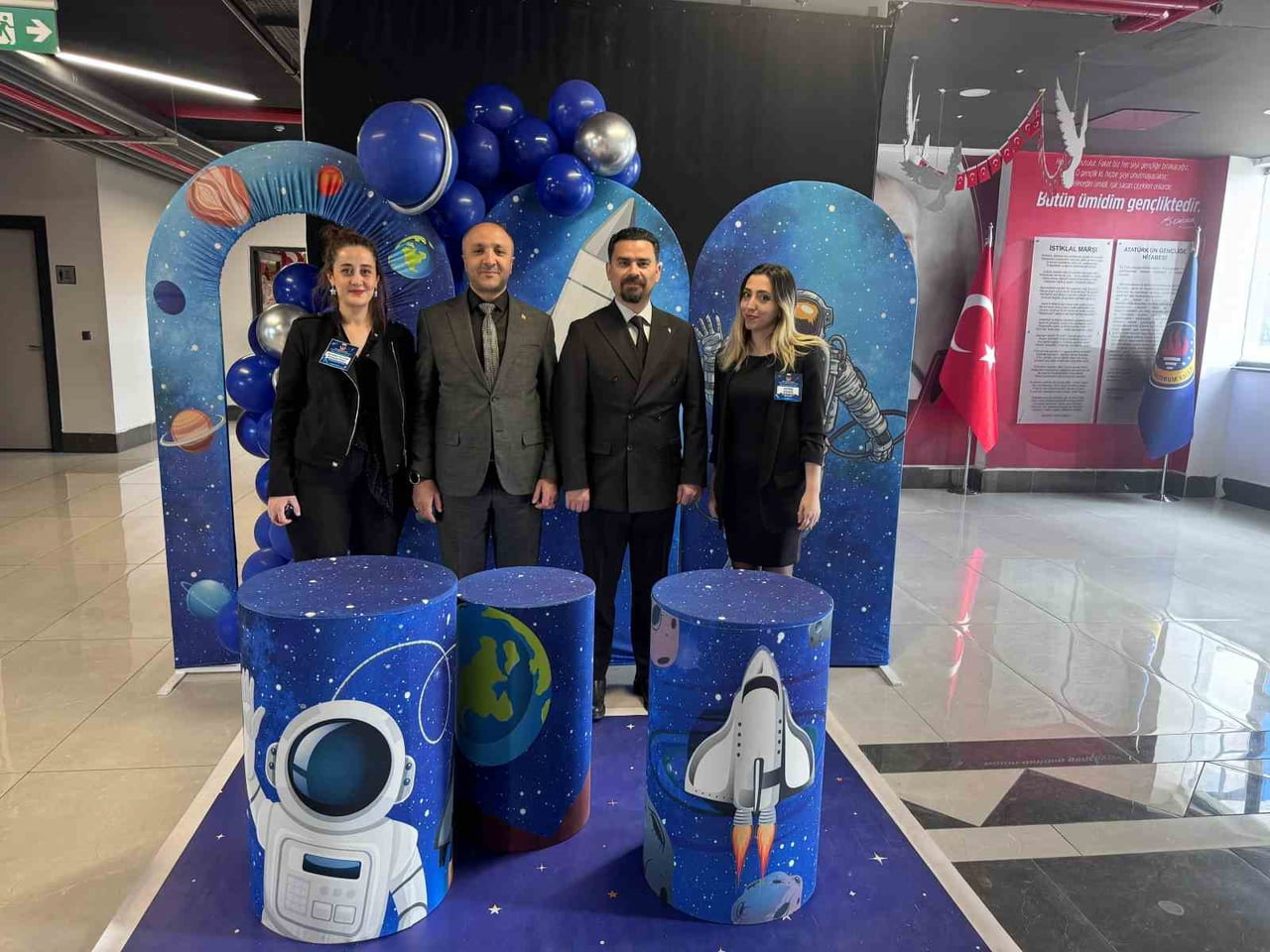 ERZURUM’DA DÜZENLENEN BİLİM VE TEKNOLOJİ ŞENLİĞİ, UZAY TEMASIYLA DÜZENLENDİ.
