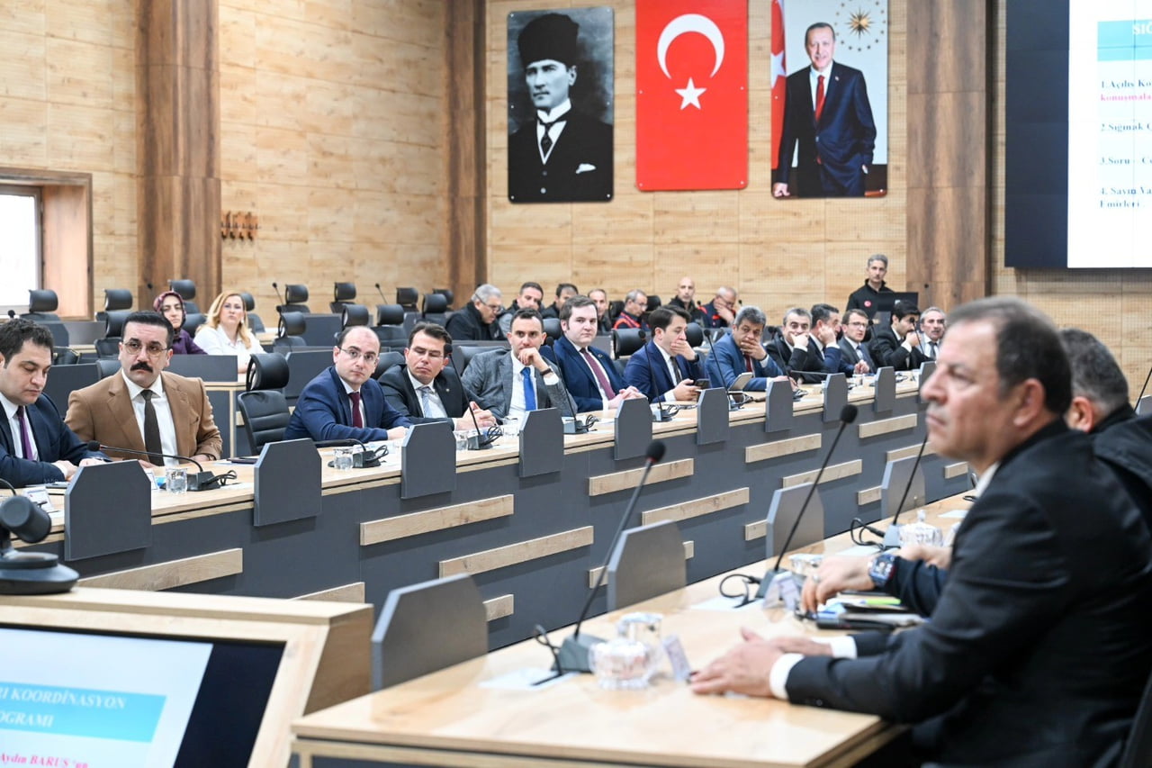 ERZURUM’DA VALİ AYDIN BARUŞ BAŞKANLIĞINDA, AFET ACİL YÖNETİM MERKEZİ’NDE "SIĞINAK ÇALIŞMALARI...
