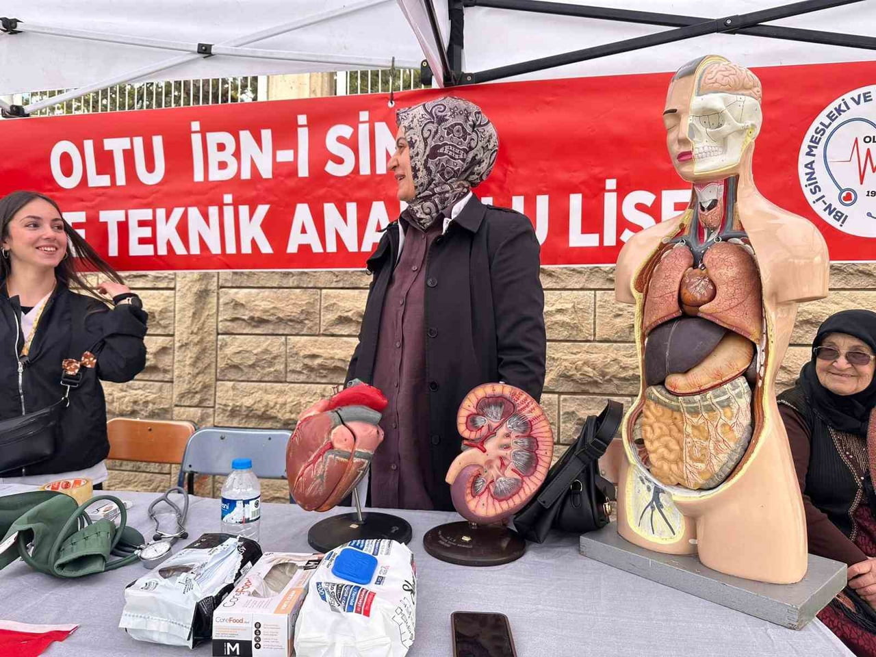 ERZURUM’UN OLTU İLÇESİ  İBN-İ SİNA MESLEKİ VE TEKNİK ANADOLU LİSESİ ÖĞRENCİLERİ VE MESLEK DERSLERİ...