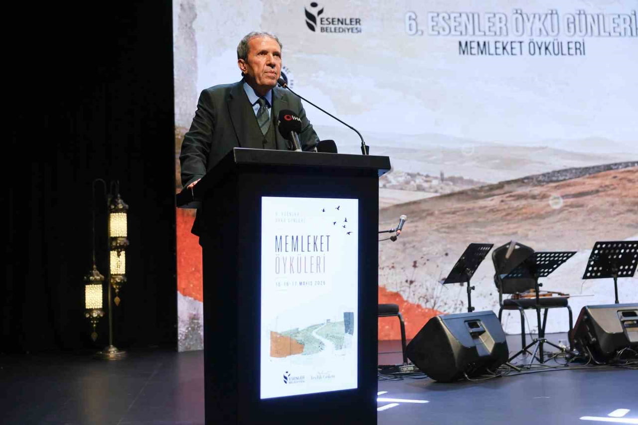 ESENLER BELEDİYESİ'NCE DÜZENLENEN 6. ESENLER ÖYKÜ GÜNLERİ KAPSAMINDA "ONUR ÖDÜLÜ" PROGRAMI...