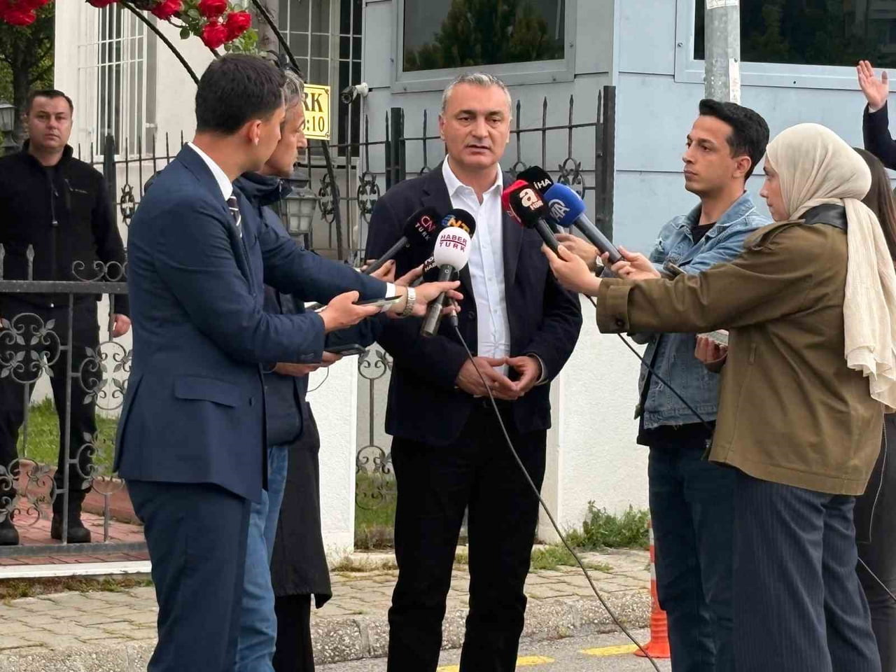 ESKİ CUMHURİYET HALK PARTİSİ (CHP) MİLLETVEKİLİ MÜSLÜM SARI, “PARTİNİN İÇİ ÇOK HARAP, GERÇEKTEN...