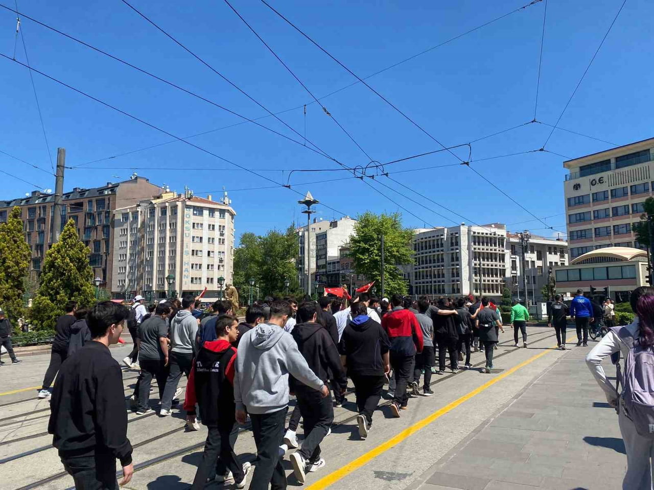 ESKİŞEHİR'DE 19 MAYIS ATATÜRK'Ü ANMA, GENÇLİK VE SPOR BAYRAMI KAPSAMINDA YÜRÜYÜŞ DÜZENLENDİ....