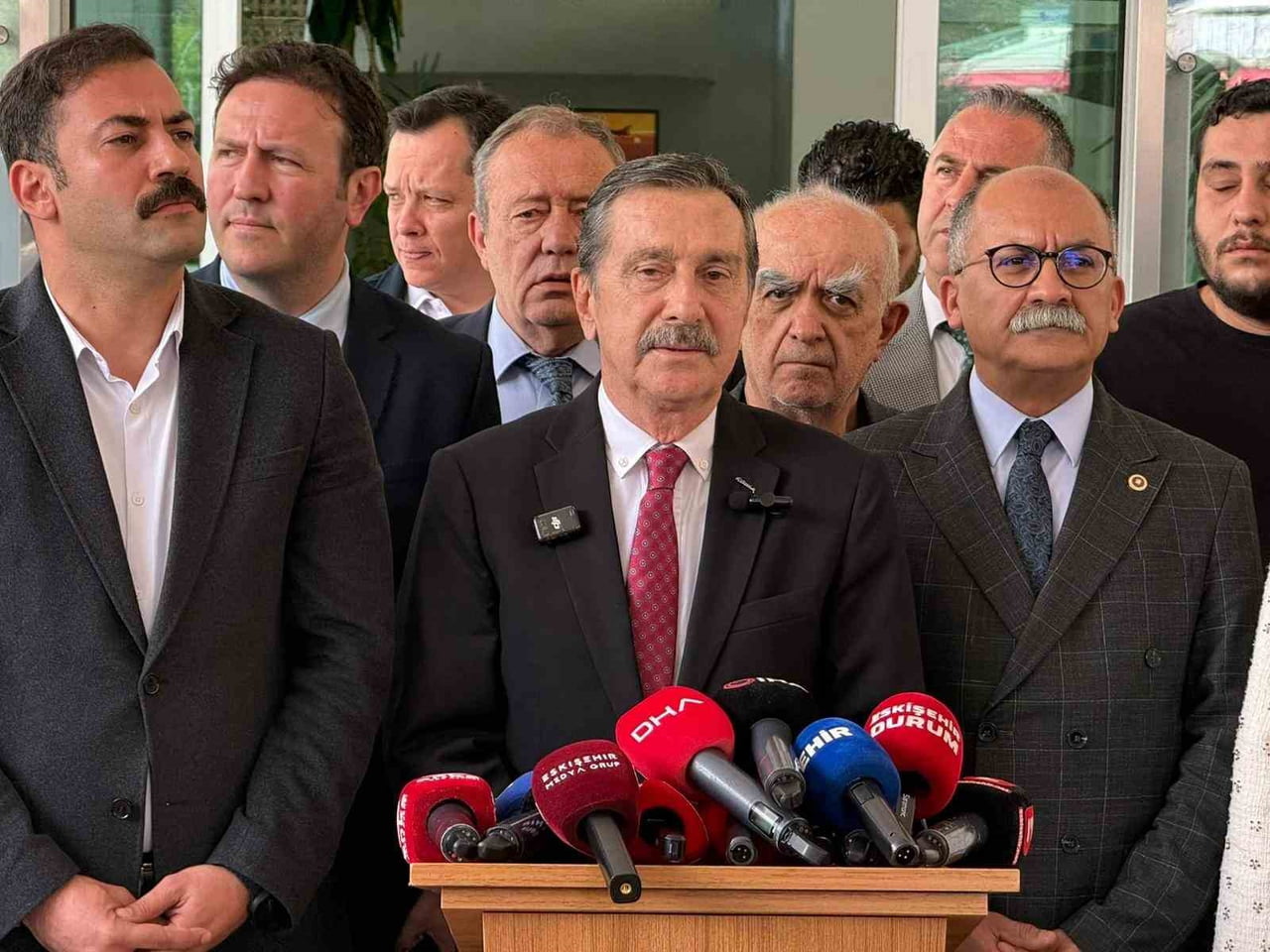 ESKİŞEHİR'DE DÜZENLENEN OPERASYONLA İLGİLİ KONUŞAN TEPEBAŞI BELEDİYE BAŞKANI DT. AHMET ATAÇ...