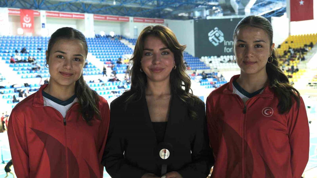 ESKİŞEHİR VALİLİĞİ, KATILDIKLARI ORGANİZASYONLARDA BAŞARI ELDE EDEN SPORCULARA ÖZEL 'SPORDA BAYRAM...