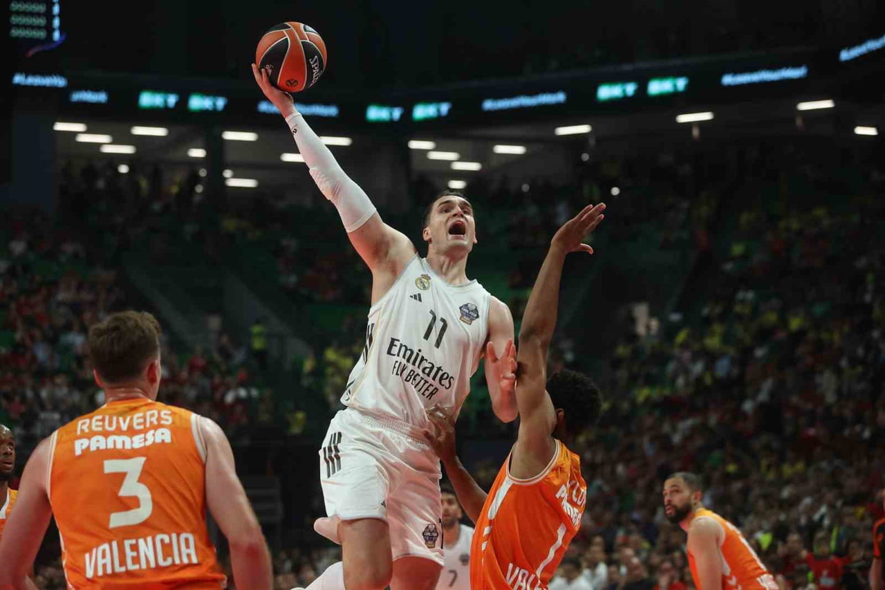 EUROLEAGUE FİNAL-FOUR YARI FİNAL MAÇINDA İSPANYOL EKİPLERİNİN MÜCADELESİNDE REAL MADRİD, VALENCİA...