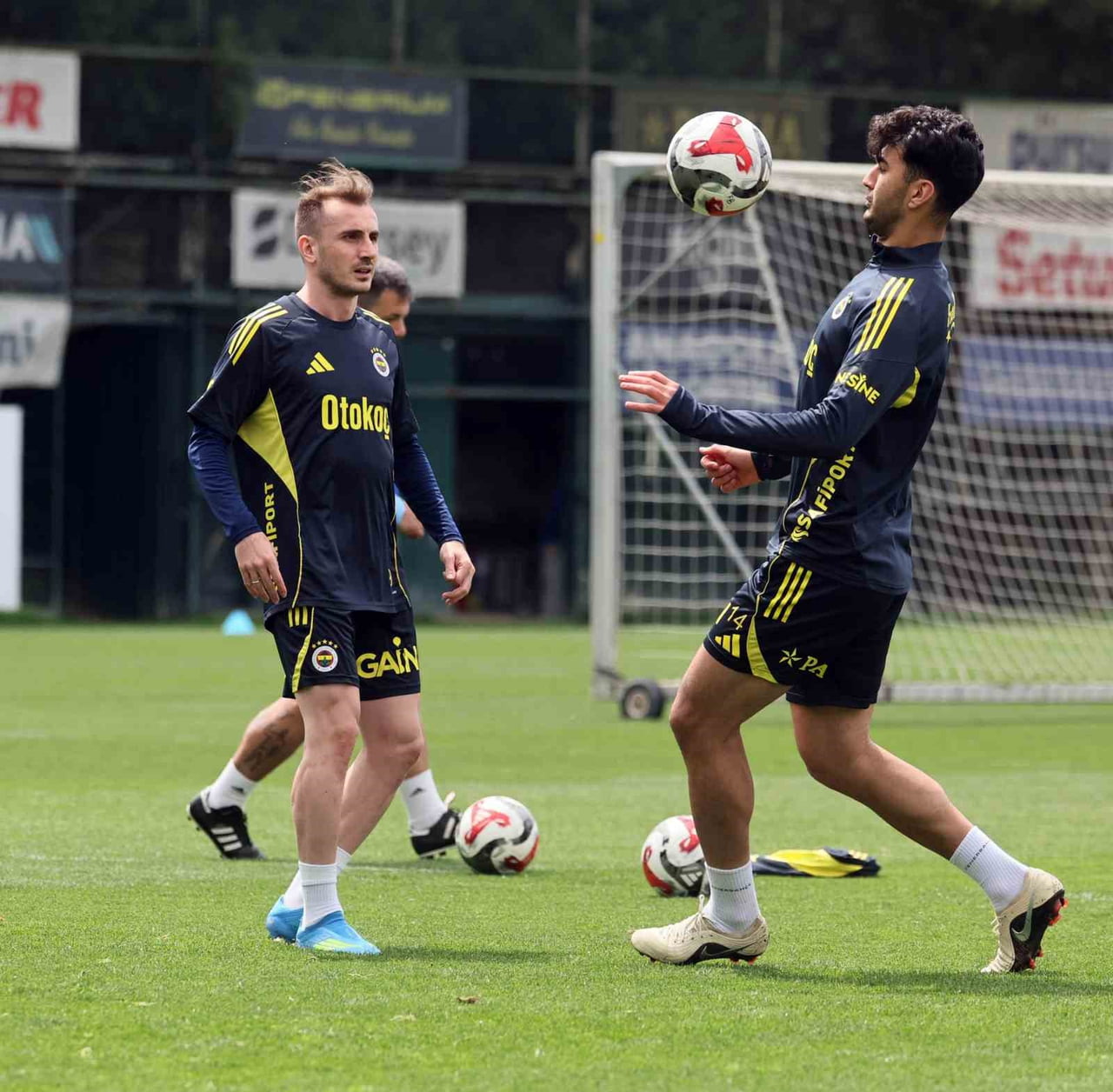 FENERBAHÇE, TRENDYOL SÜPER LİG’İN 34. HAFTASINDA EYÜPSPOR İLE PAZAR GÜNÜ KENDİ SAHASINDA...