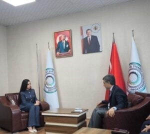 FERUDUN CEVAHİROĞLU, BİRLEŞİK ARAP EMİRLİKLERİ DİPLOMATLARINI KABUL ETTİ