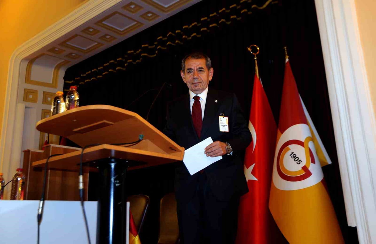 GALATASARAY BAŞKANI DURSUN ÖZBEK, SEÇİMLERİN SARI-KIRMIZILILARIN BAYRAM GÜNÜ OLDUĞUNU...