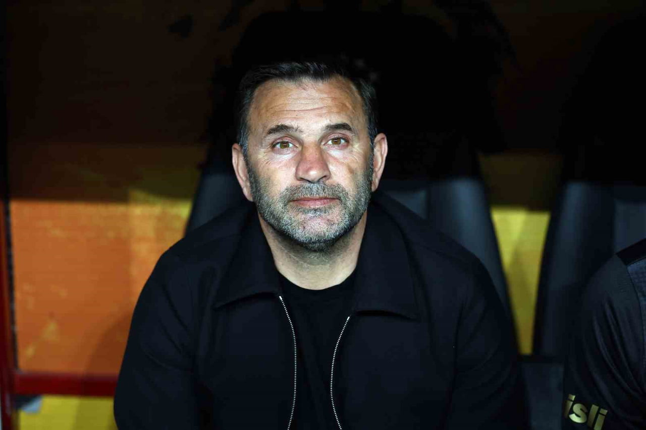 GALATASARAY TEKNİK DİREKTÖRÜ OKAN BURUK SON OYNADIKLARI SAMSUNSPOR KARŞILAŞMASININ 11’İNE GÖRE...