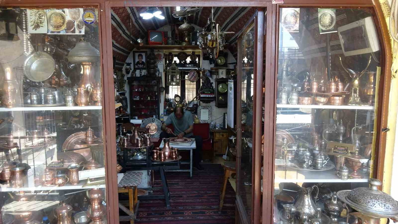 GAZİANTEP'TE GELENEKSEL YÖNTEMLERLE ÖZELLİKLE BÜYÜK BOY KAZANLAR VE ÖZEL TASARIM EL İŞLEMELİ...