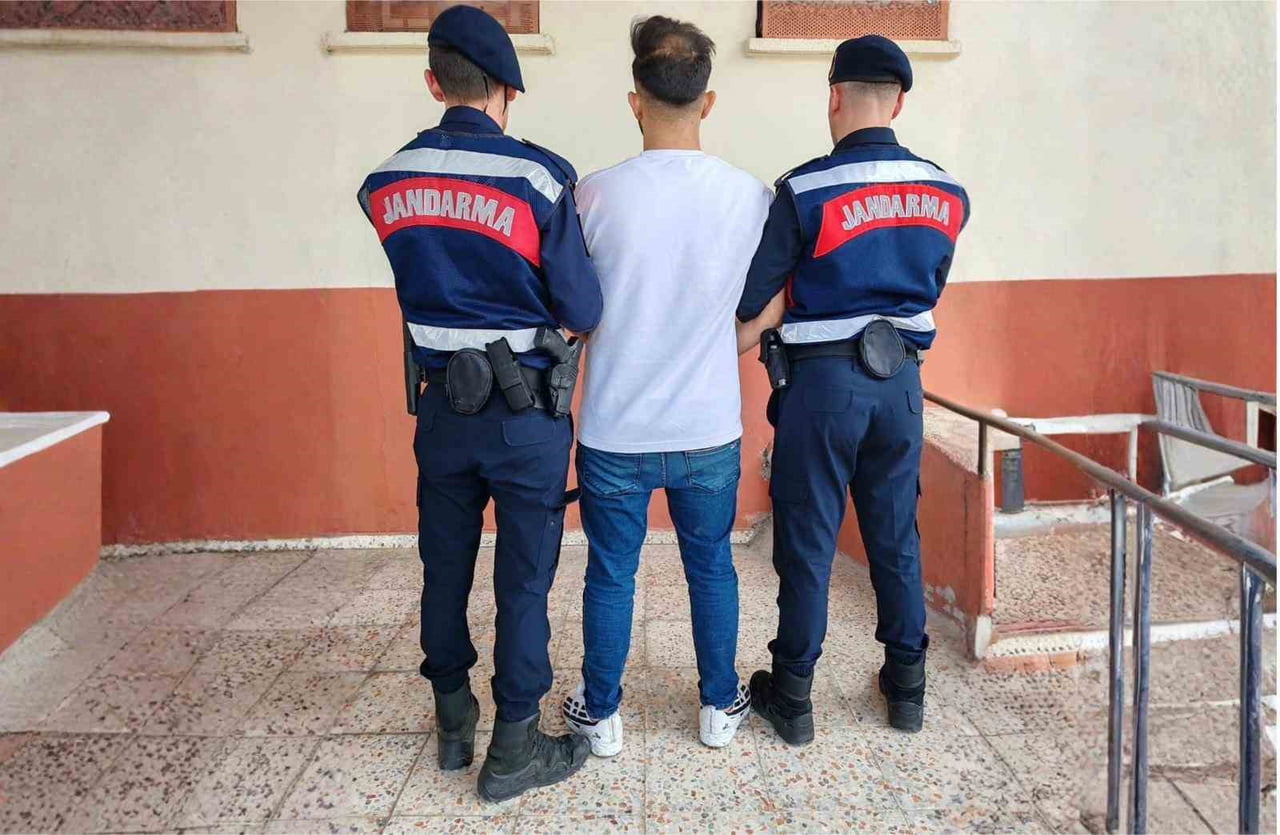 GAZİANTEP'TE JANDARMADAN YASADIŞI BAHİS OPERASYONU: 2 ŞAHIS TUTUKLANDI