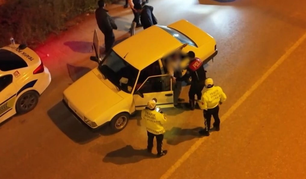 GAZİANTEP'TE POLİS EKİPLERİNCE YAPILAN DRON DESTEKLİ 'NARKO-ALAN' UYGULAMASINDA ARANAN 7 ŞAHIS...