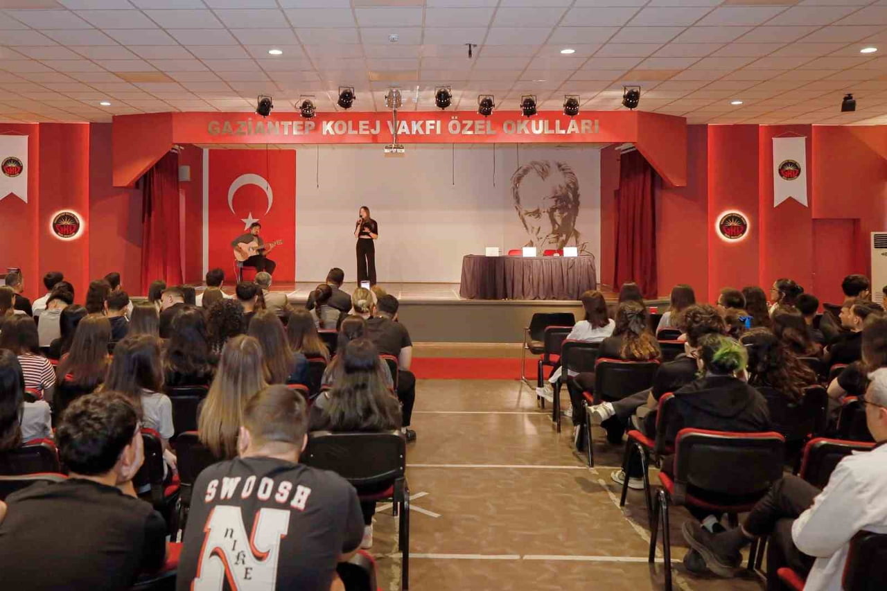 GAZİANTEP KOLEJ VAKFI (GKV) ÖZEL LİSELERİ, ÖĞRENCİLERİN GELECEĞE GÜÇLÜ ADIMLARLA HAZIRLANMASINI...
