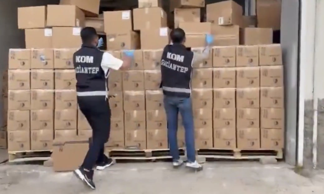 GAZİANTEP’TE 83 BİN 679 ADET KAÇAK İLAÇ ELE GEÇİRİLDİ: 1 ŞAHIS TUTUKLANDI