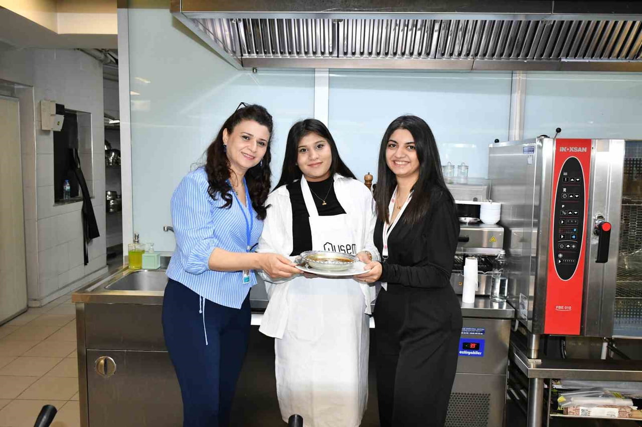 GAZİANTEP’TE SAĞLIK BAKANLIĞI TARAFINDAN YÜRÜTÜLEN "HER GEBEYE BİR EBE" PROJESİ KAPSAMINDA ANLAMLI...