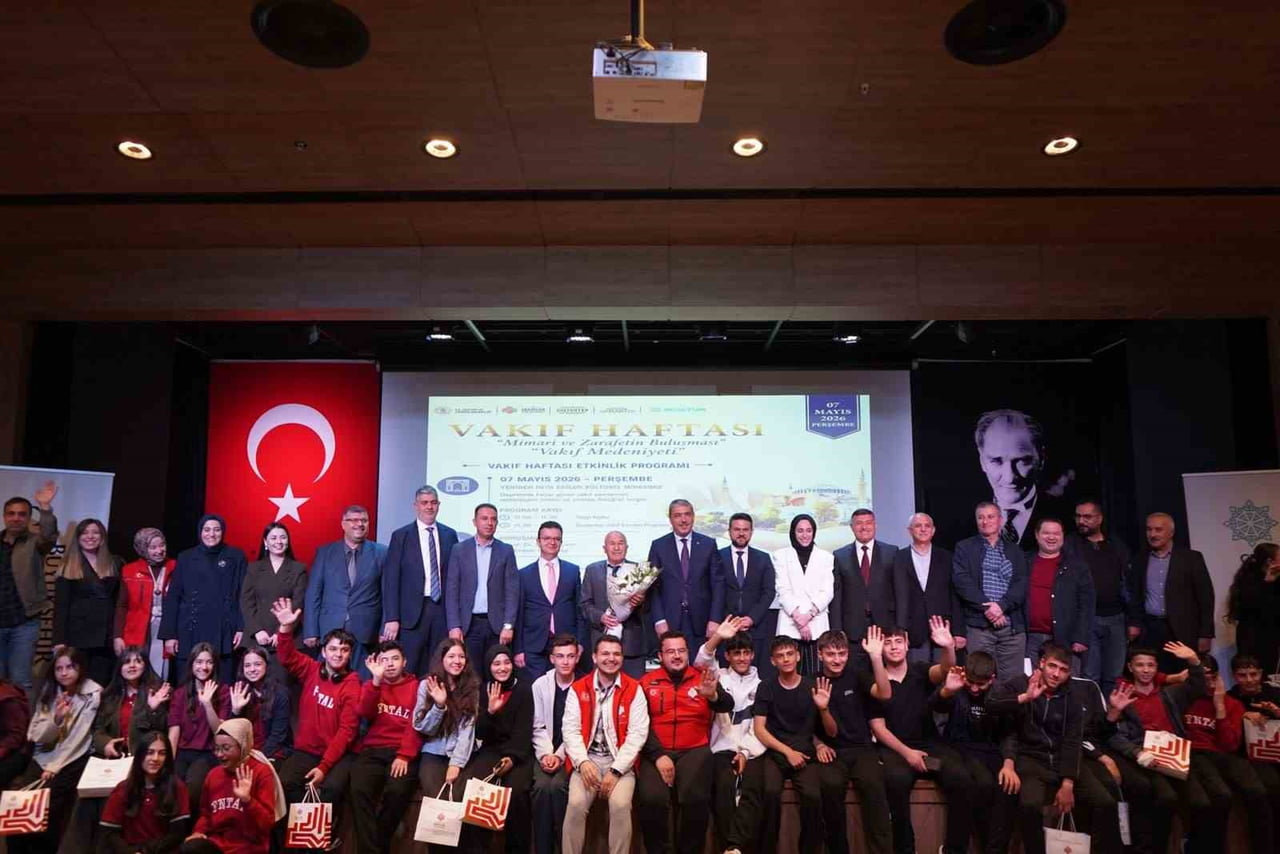 GAZİANTEP’TE VAKIF MEDENİYETİ VE MİMARİ ZARAFET KONUŞULDU