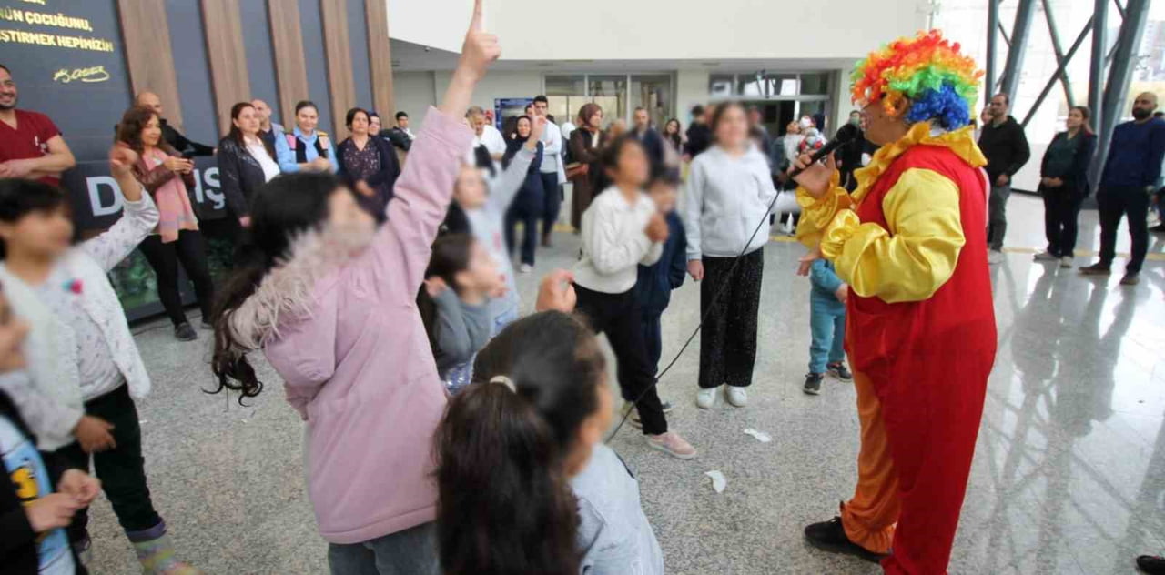 GAZİANTEP ÜNİVERSİTESİ (GAÜN) ÇOCUK HASTANESİ’NDE, "PRİMER İMMÜN YETMEZLİĞİ FARKINDALIK HAFTASI"...