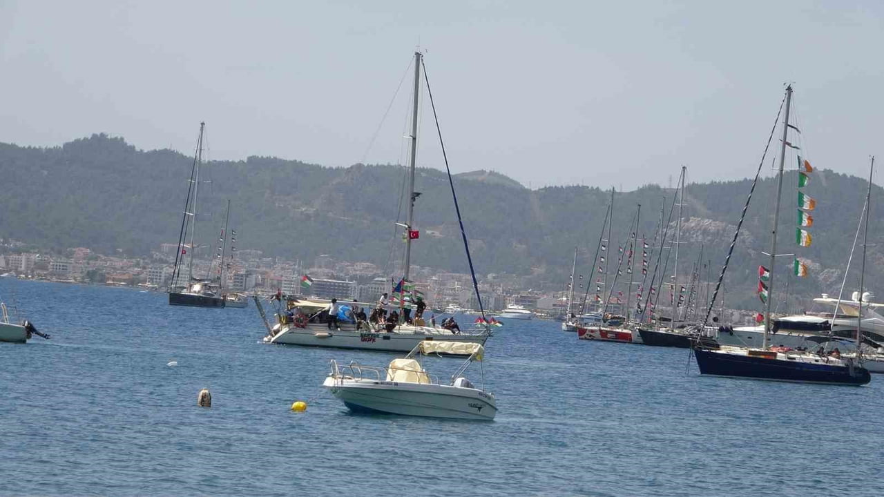 GAZZE'YE İNSANİ YARDIM ULAŞTIRMAK AMACIYLA İSPANYA'NIN BARSELONA KENTİNDEN 15 NİSAN'DA YOLA ÇIKAN...