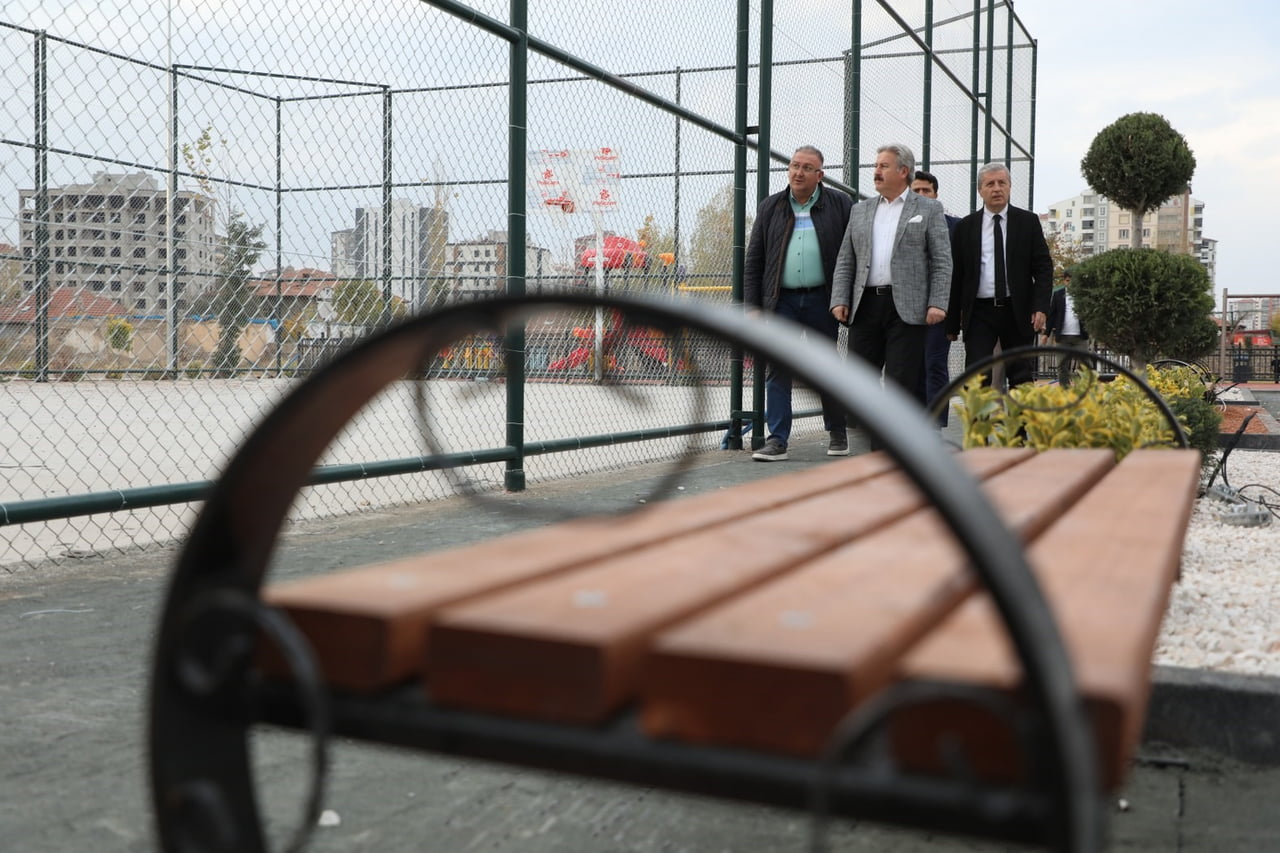 GENÇLERE YÖNELİK OKULLAR, SOSYAL TESİSLER, KÜTÜPHANELER, TEKNOLOJİ ATÖLYELERİ VE ÇEŞİTLİ KÜLTÜR...