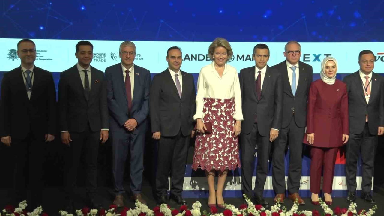 GERÇEKLEŞEN GÖRÜŞMENİN ARDINDAN, BELÇİKA KRALİÇESİ MATHİLDE'NİN KATILDIĞI BELÇİKA-TÜRKİYE DİYALOĞU...