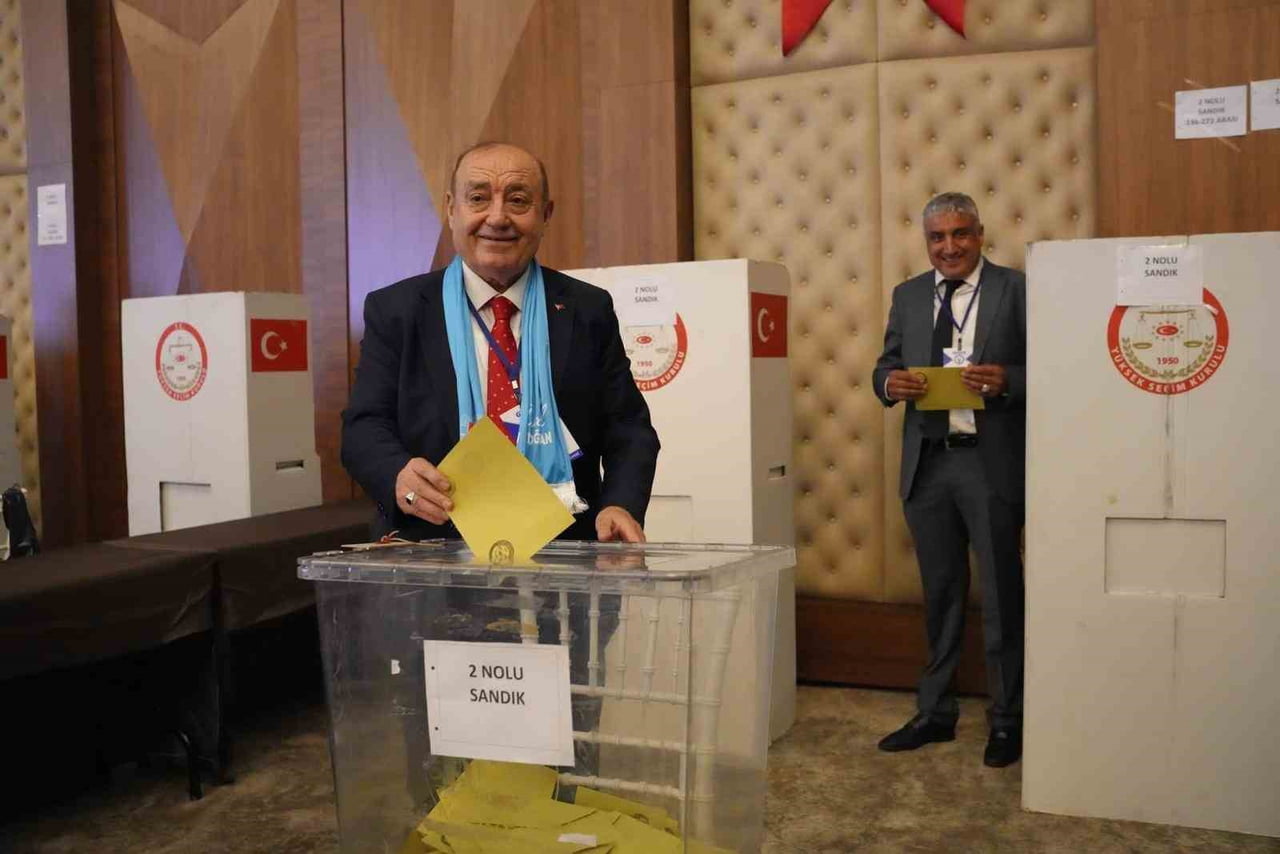 GESOB’TA YENİ BAŞKAN ÜNAL AKDOĞAN OLDU