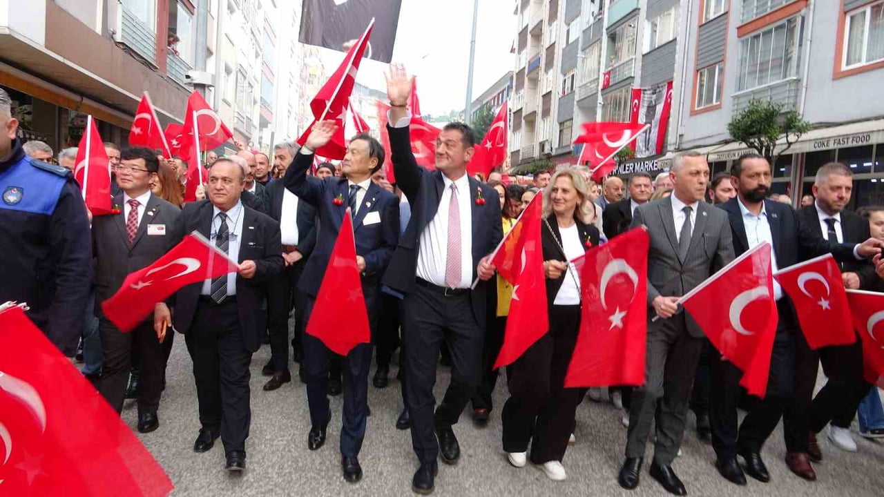 GİRESUN’DA 49’UNCUSU DÜZENLENEN " ULUSLARARASI GİRESUN AKSU FESTİVALİ" BAŞLADI. 19 MAYIS ATATÜRK’Ü...